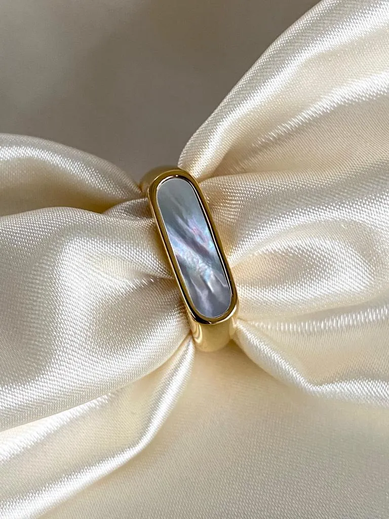 Iris Ring