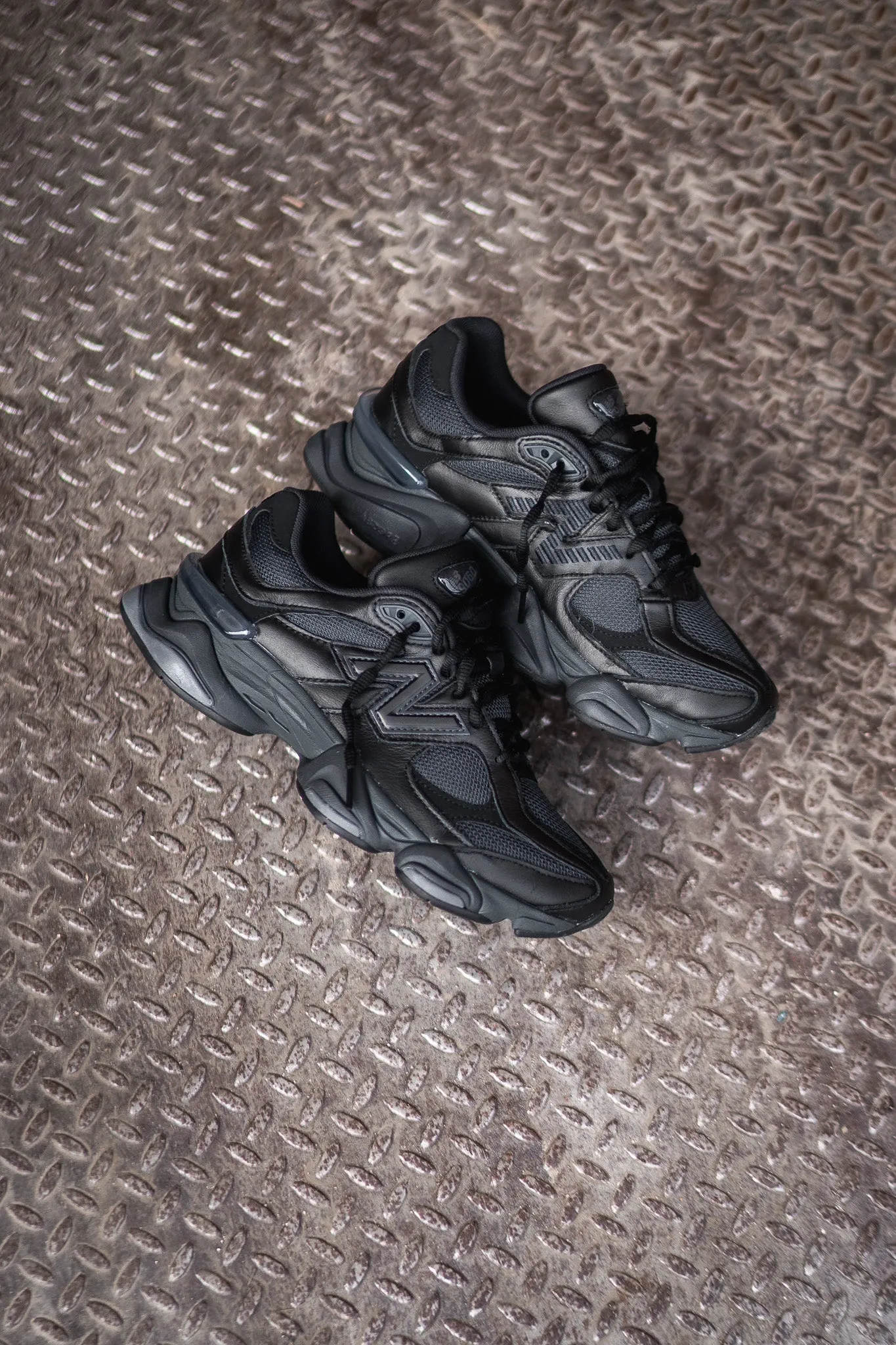 Mens New Balance 9060 (Triple Black) - U9060NRI