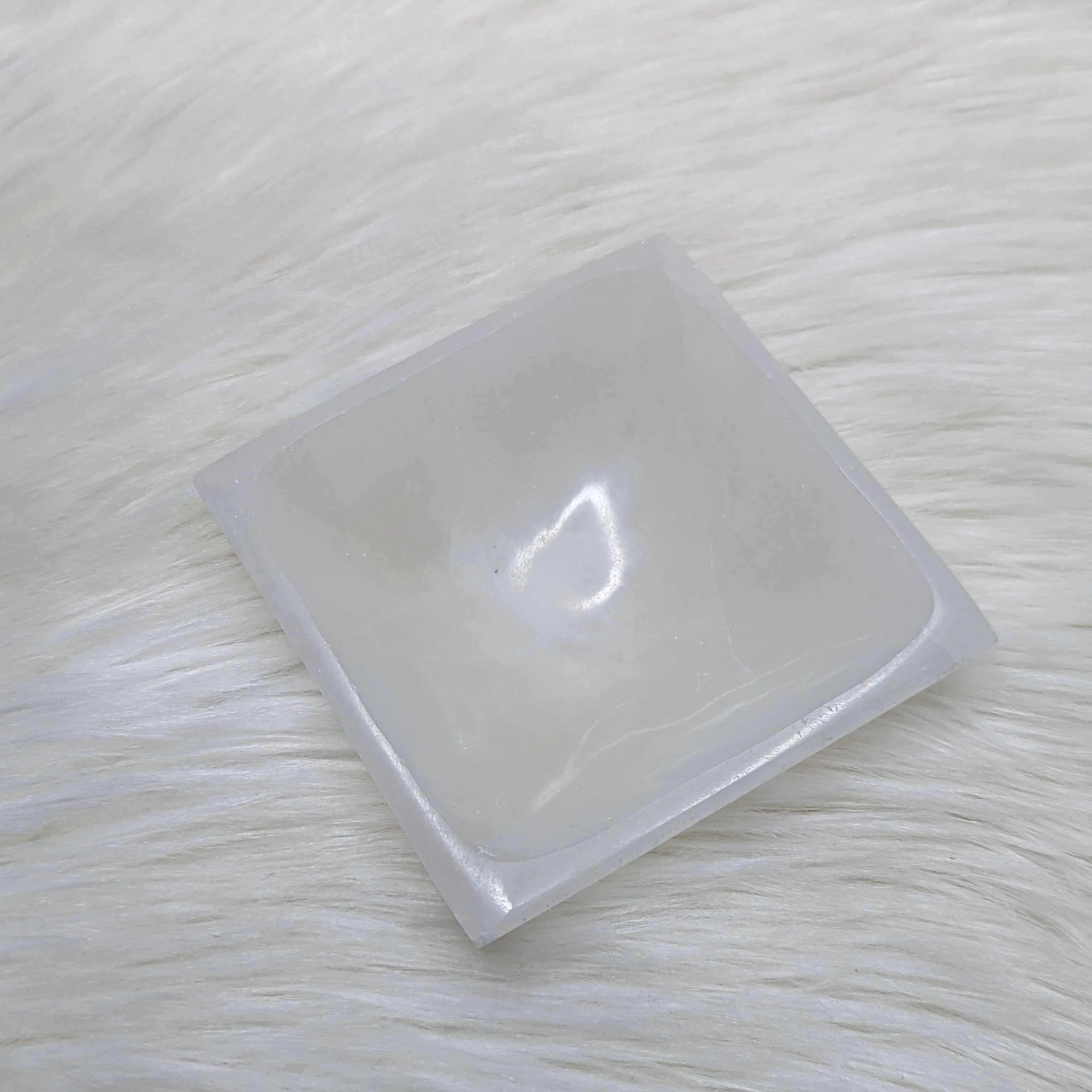 Selenite Charging Tray