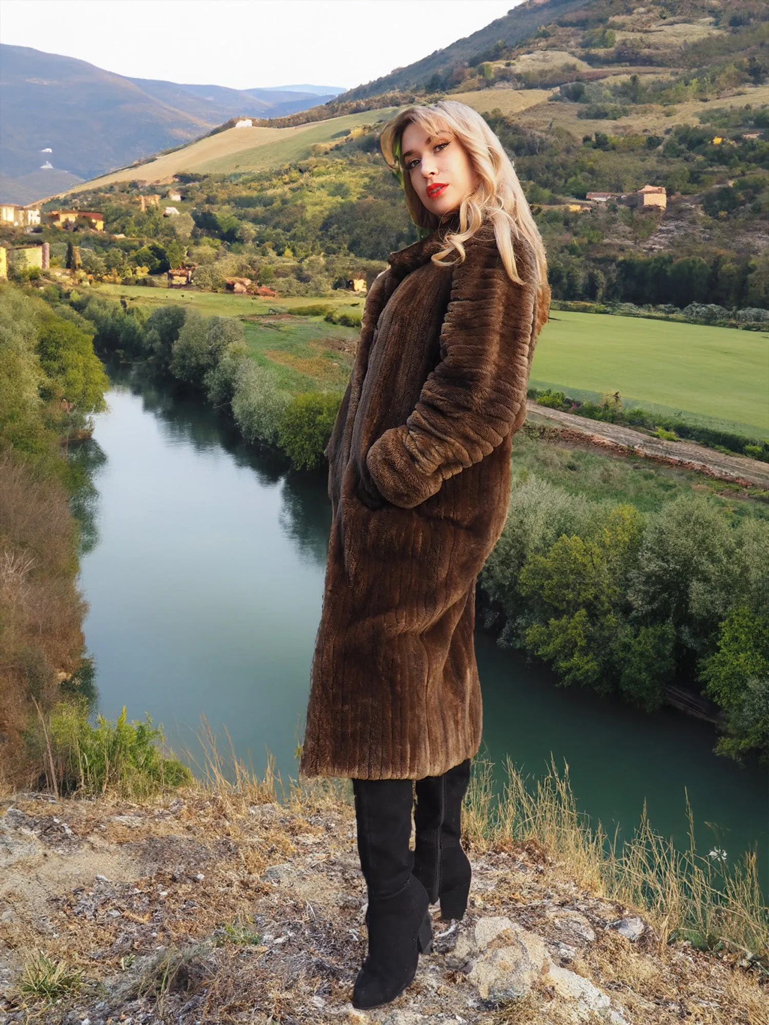 Sheared Beaver Fur Coat Full Length Corduroy Design By Creeds M