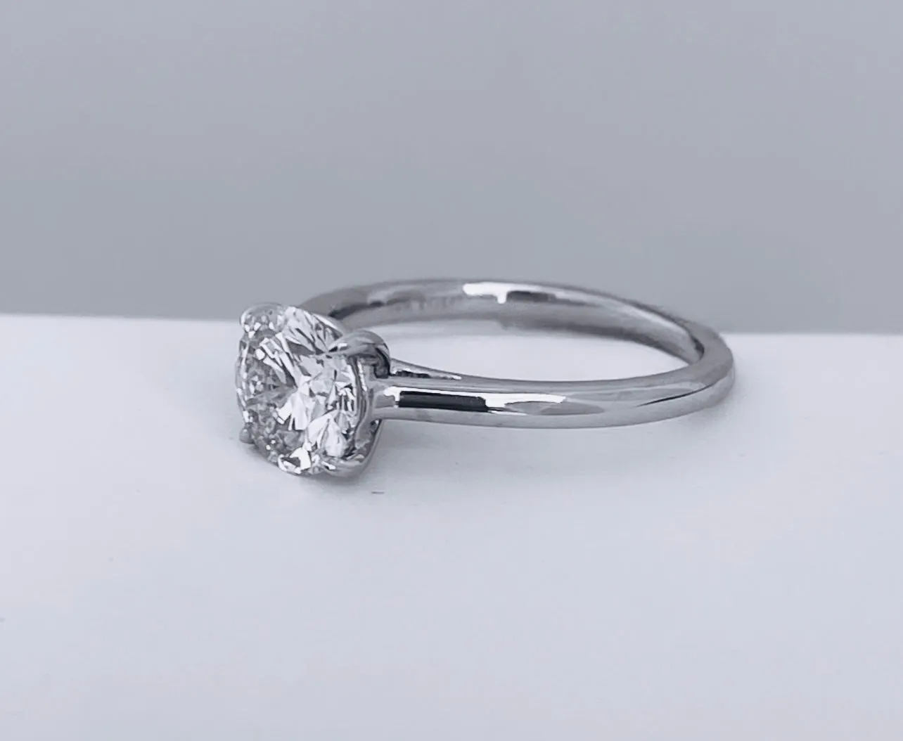 Solitaire  ring LGD010