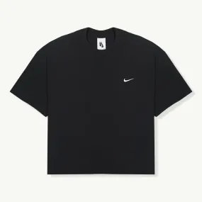 W NRG SOLOSWOOSH TEE BLACK WHITE